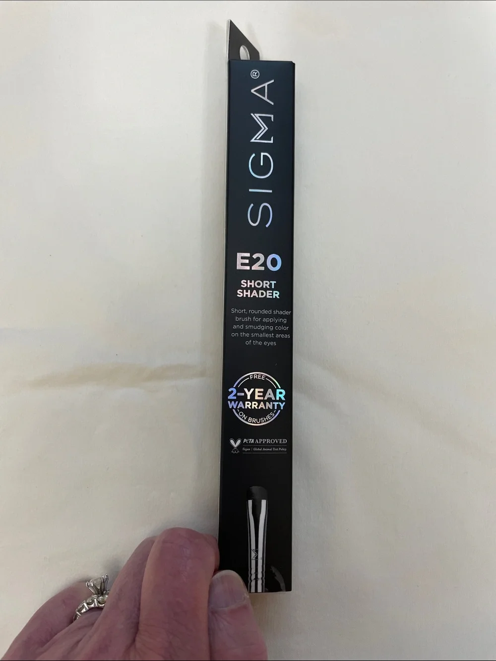 Sigma Beauty E20 Short Shader Brush —NWT